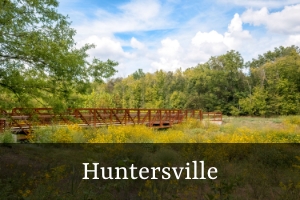 huntersville location of queen city